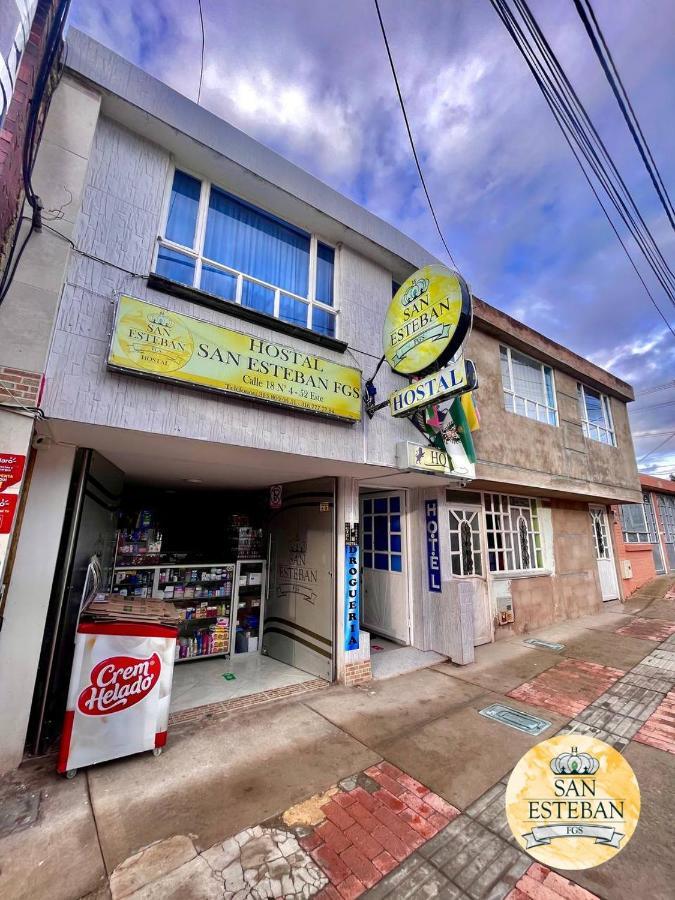 Hostal San Esteban Fgs ทุนฮา ภายนอก รูปภาพ
